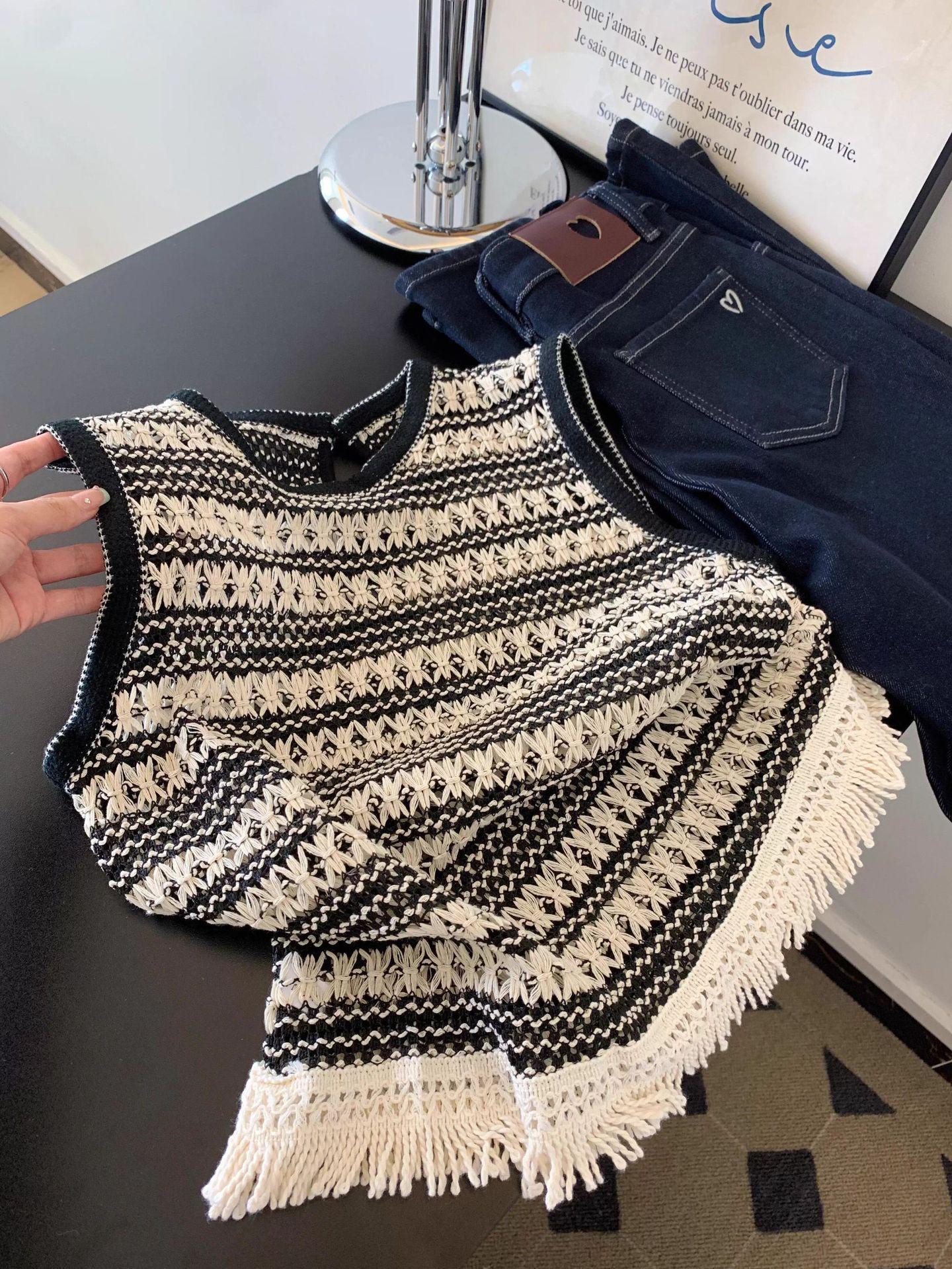 

Женский многослойный топ без рукавов 2025 года с вязаным жилетом и пэчворком с кисточками One Size