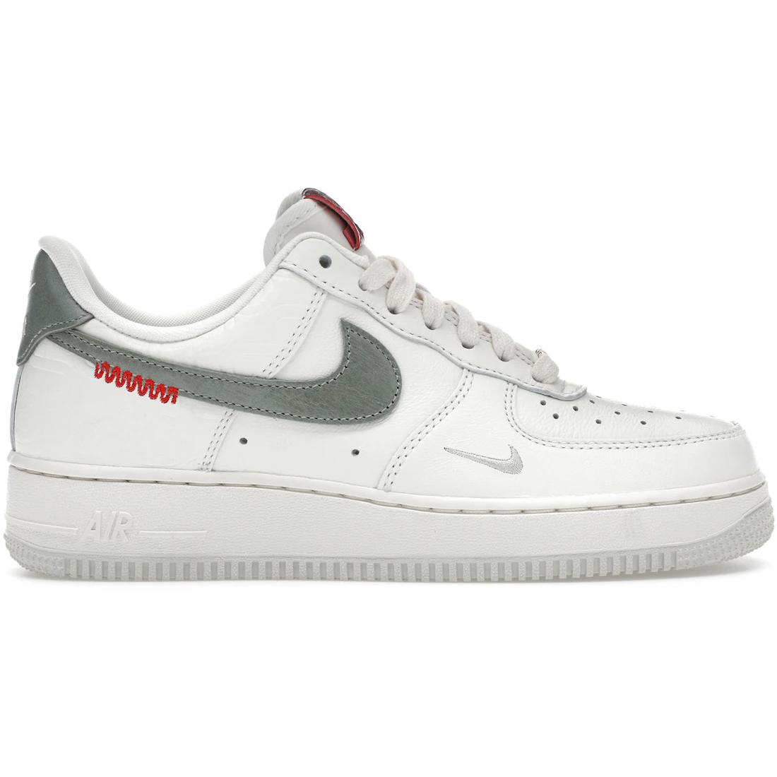 

Sneaker Nike Air Force 1 Low Year of the Snake(HV5979-130) 42.5
