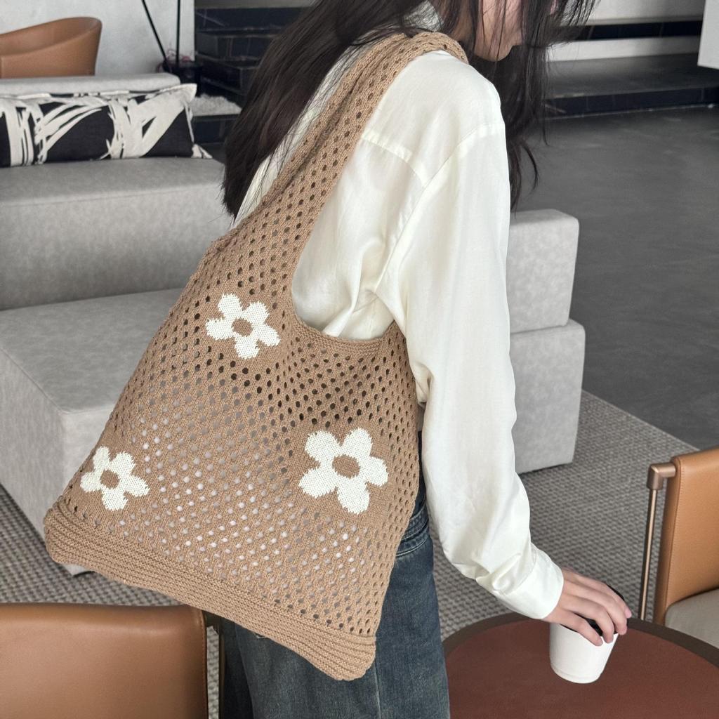 Damen-Umhängetasche mit großem Fassungsvermögen, modisches Blumenmuster, gehäkelte Tragetasche, All-Match-Tasche, süße Gürteltasche, Stricktasche