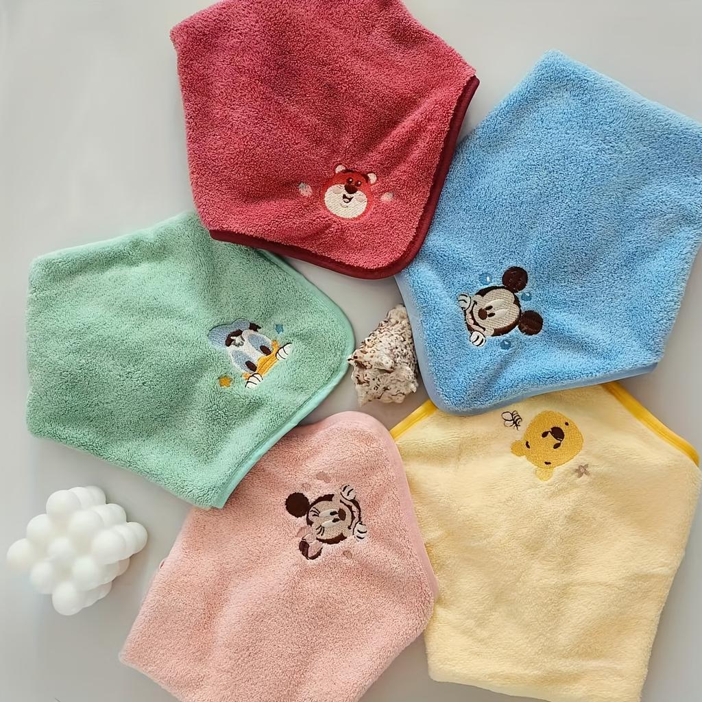 Set di 5 asciugamani quadrati Disney Ricamati Corallo Morbido Strofinaccio e Spugnetta