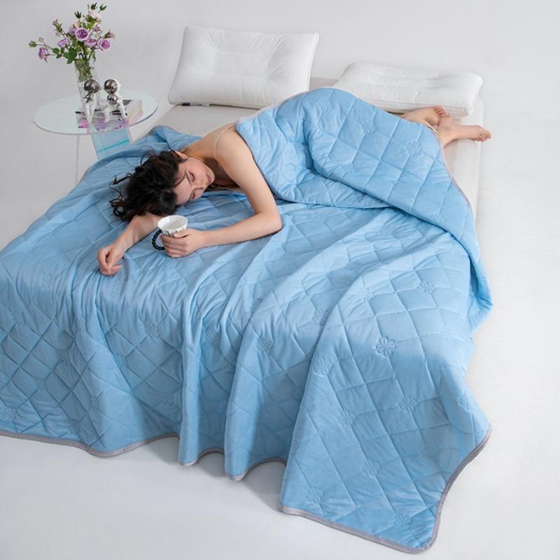 New Cool Silk Ice Cream Summer Quilt Solid Color Printing Air Conditioner Quilt Machine Washable Water Washable Quilt