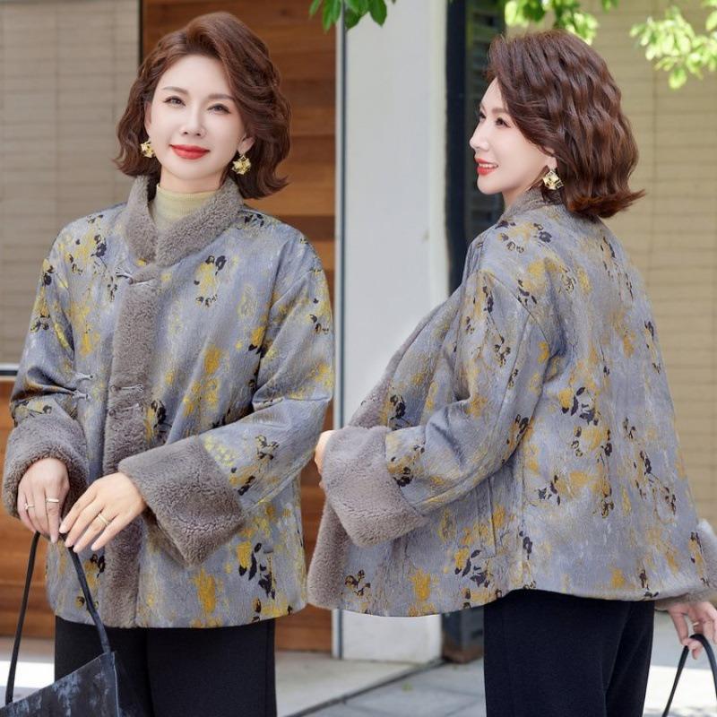 Winter Type Velvet Padded Jacket To Keep Warm and Thickened Mother's Padded Coat for Women