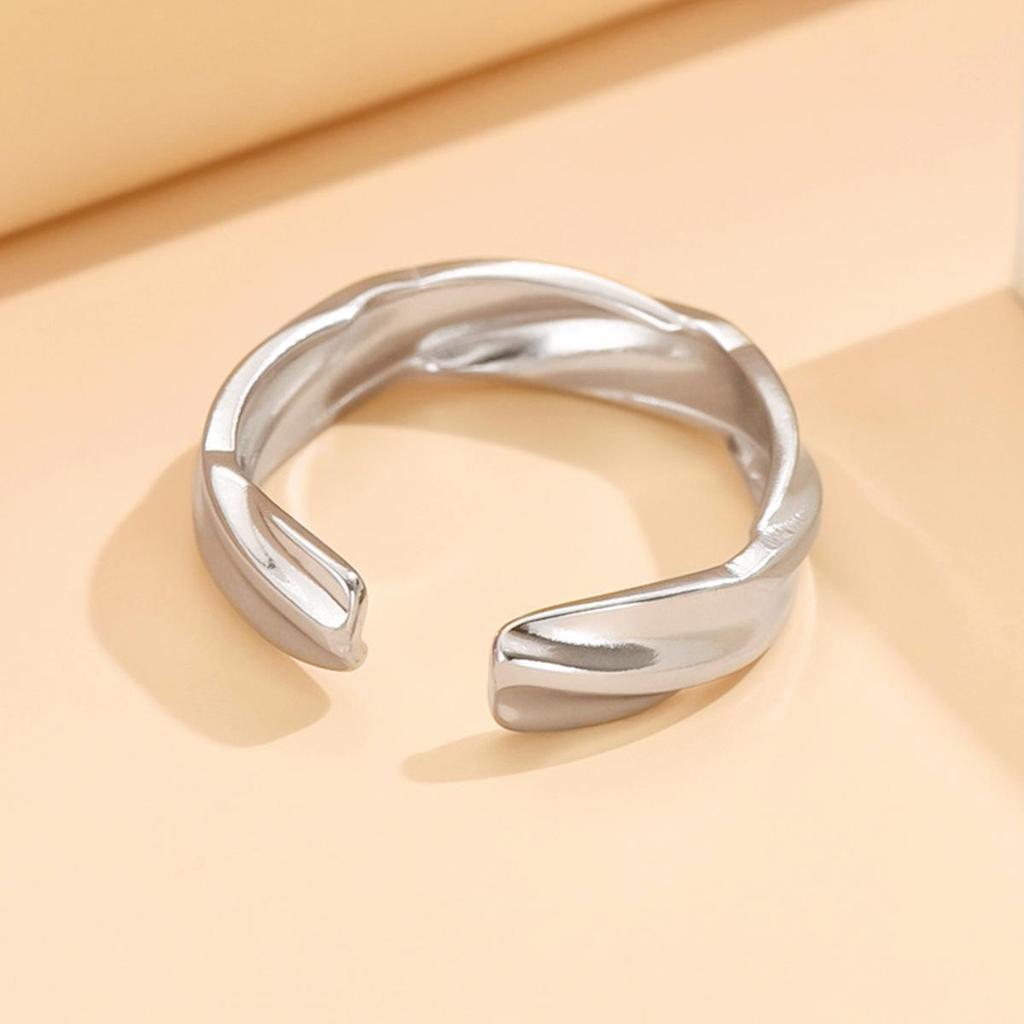 European and American Fashion Adjustable Stainless Steel Twisted Open Ring for Women - Simple Irregular Titanium Band Jewelry
