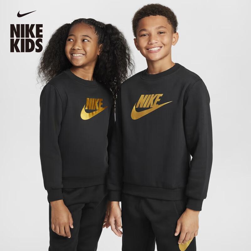 Nike Big Kids  Club Fleece Crewneck Sweatshirt HQ0975 135 XS