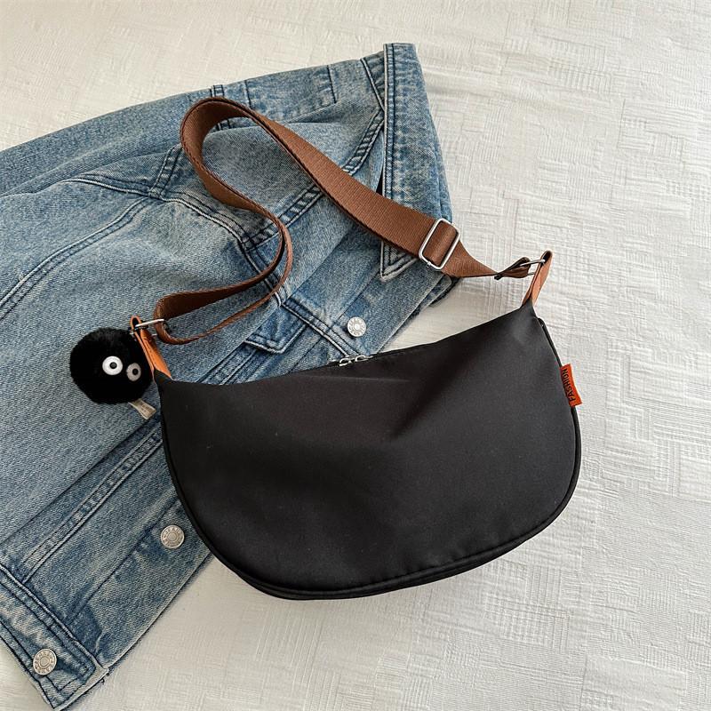 Fashionable Commuter Large Capacity Shoulder Bag Chic Canvas Street Style Tote Bag Women Korean Underarm Bag чёрный
