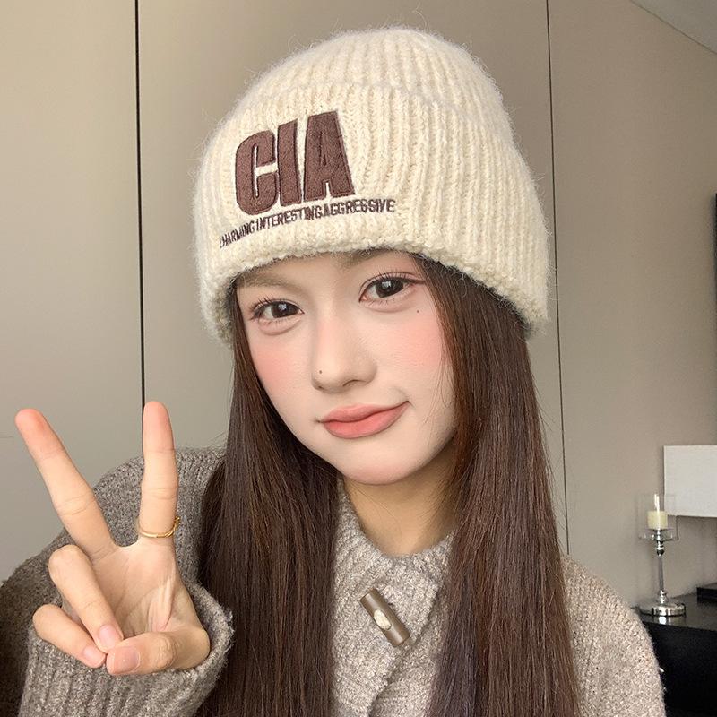 New Style Woolen Hat for Men In Autumn and Winter Warm and Ear Protecting Cap Outdoor All Match Face Showing Small Letter Embroidery Knitted Hat
