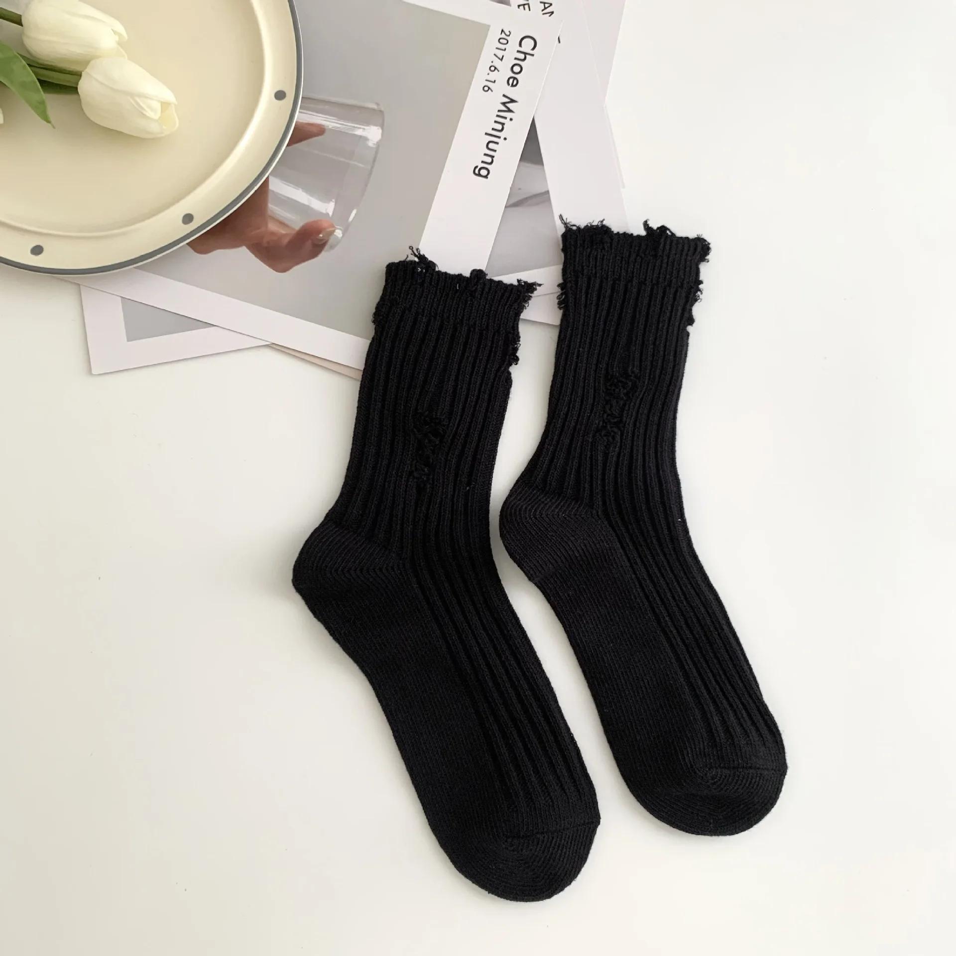 

Носки Harajuku Broken Hole для женщин, хип-хоп, скейтборд, нищие, хлопковые носки, средние, трикотажные, уличные чулки, модные, calcetines чёрный