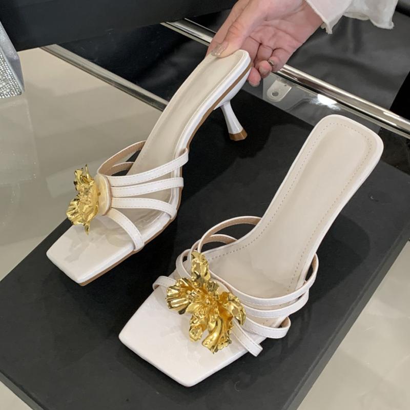 Fashion Liyke Elegant Square Toe Mules Low Thin Heels Modern Slippers Metal Flowers Designer Sandal Women Summer Party Prom Shoes White