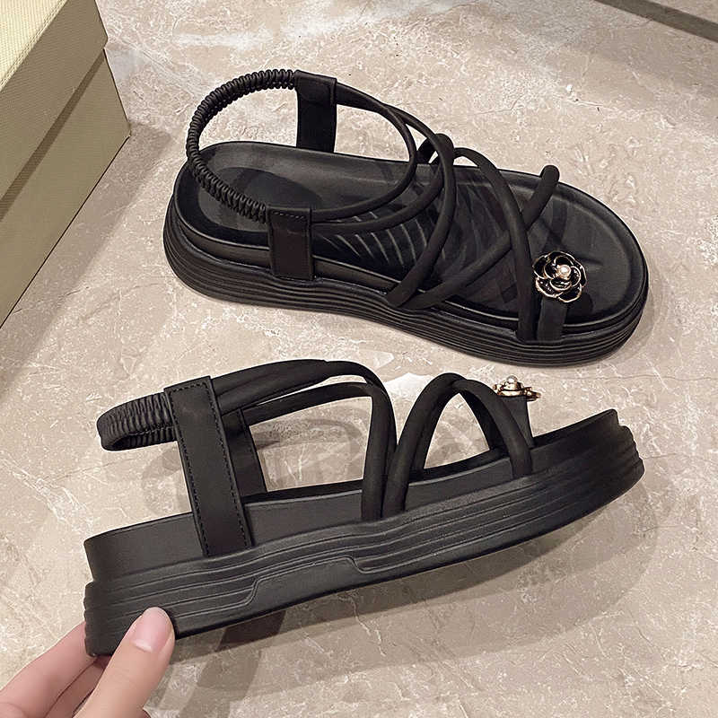 Slip-resistant Round Nose Sports Skateboarding Shoes Womens Boots Long High Top Canvas Shoes Sneakers Tenid Interesting