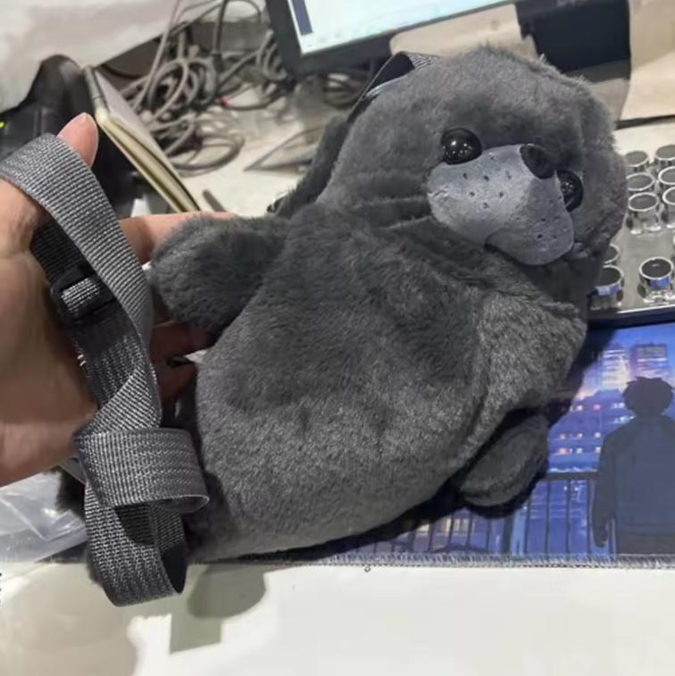 Phone Bag Cute Seal Shoulder Pouch Adorable Soft Cartoon Seal Handbag Lightweight Adjustable Straps Crossbody Bag Daily
