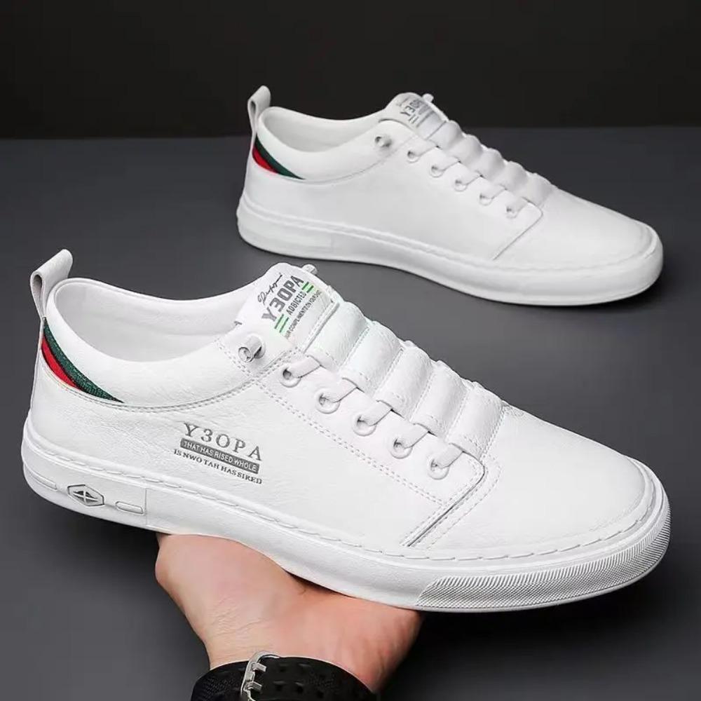 Summer breathable soft sole white shoes, casual men's shoes, versatile and fashionable lace up men's trendy men's shoes