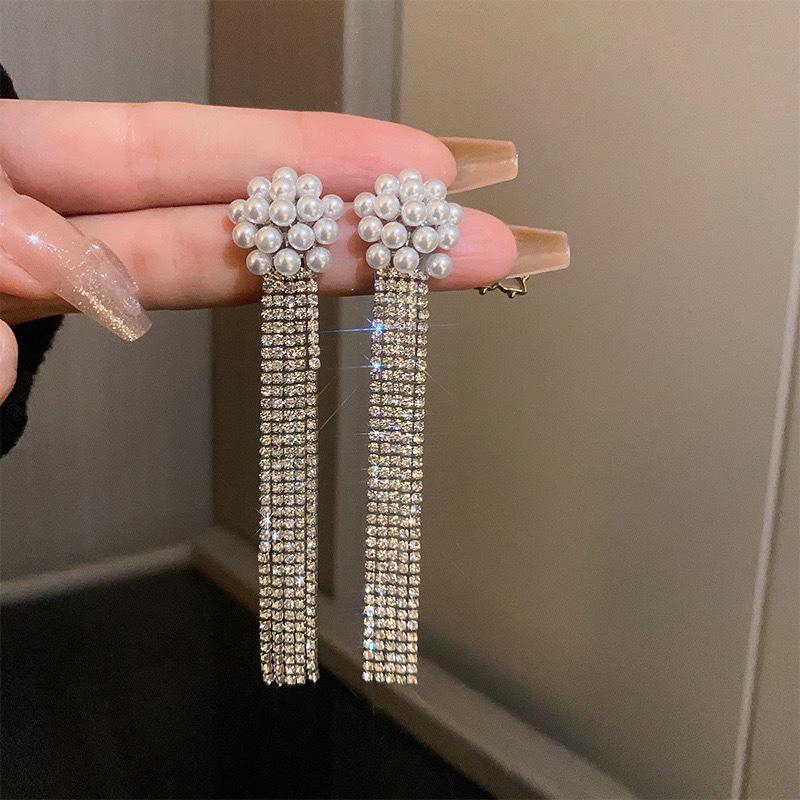 French Retro Luxury Silver Pearl Tassel Stud Earrings - Elegant and Versatile for Women