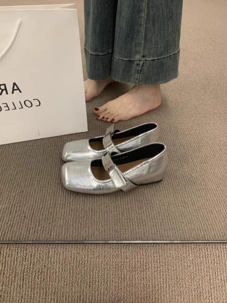 French Evening Shoes with Inner Height Increase Soft Leather Grandma Shoes Women's Versatile Commuter Wedge Heel White Single Shoes Mary Jane