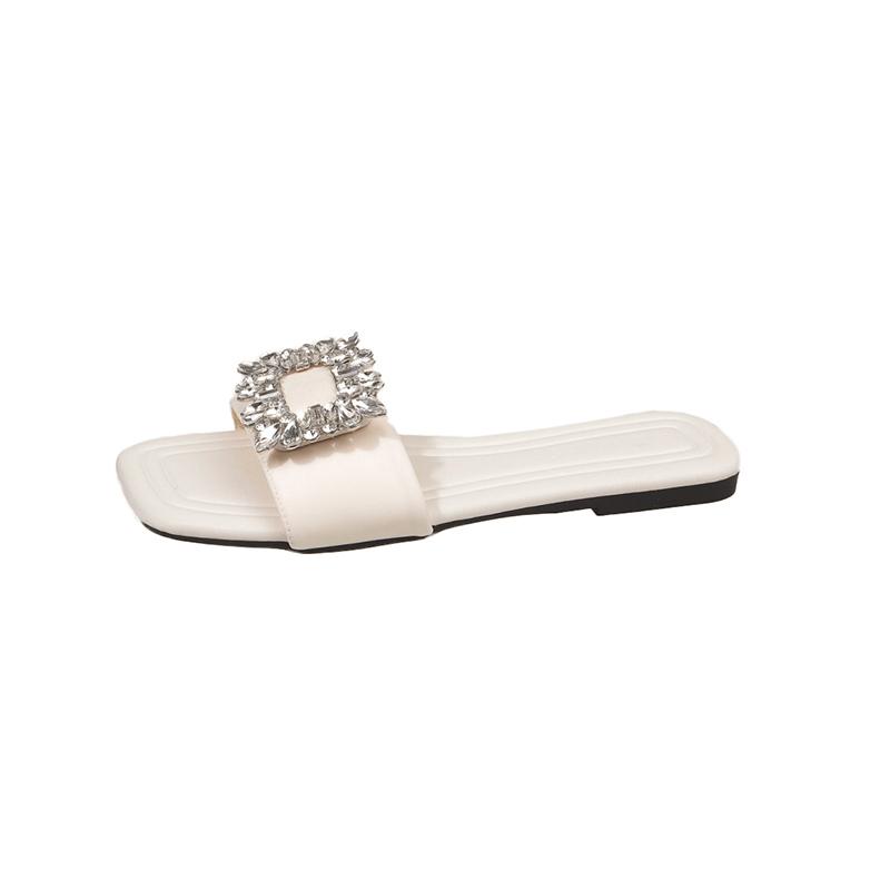 Fashion Slippers for Women In Summer Wear New Rhinestone Square Buckle Flat Flip-flops Fairy Style Beach Sandals and Slippers