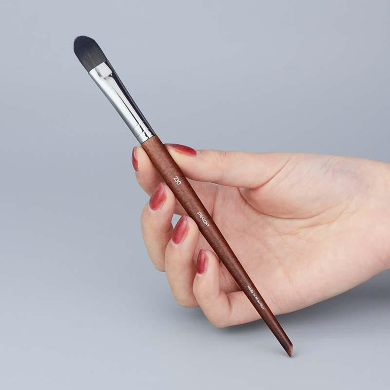 Soft Bristle Professional Makeup Brush Set: Blush, Eyeshadow, Powder & Single Piece Brush.