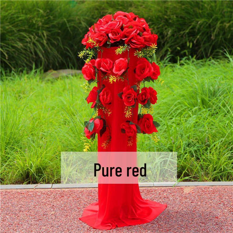 Свадебная арка из шелковых цветов - Кованые ворота для празднования