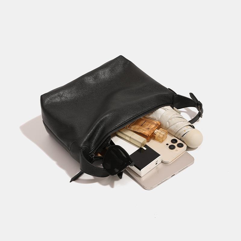 Soft leather underarm bag, Hobo bag for women, 2024 new versatile casual handbag, Korean style commuter shoulder bag, dumpling bag