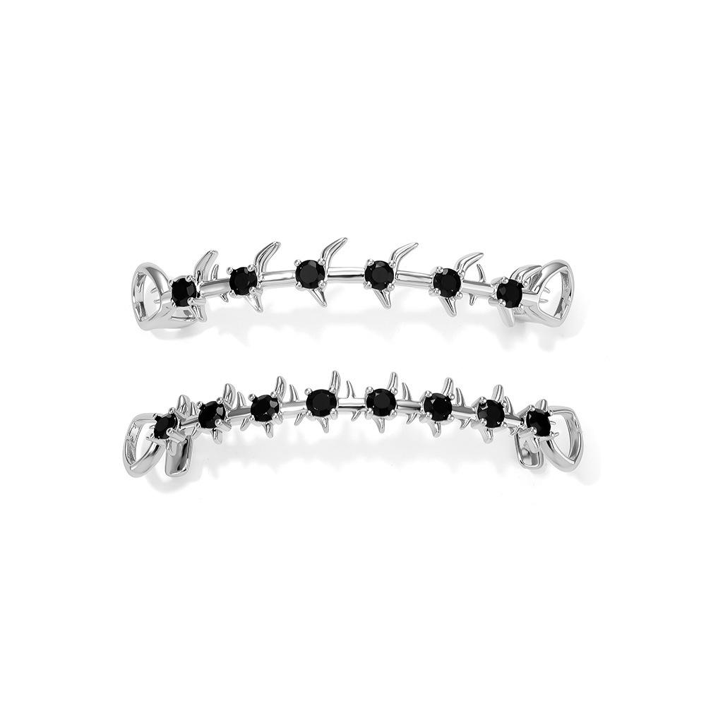 Stock Hiphop Rap Style Thorn Spike Grillz Inlaid Black Zircon Personality Rapper Cosplay Novelty Oral Teeth Jewelry