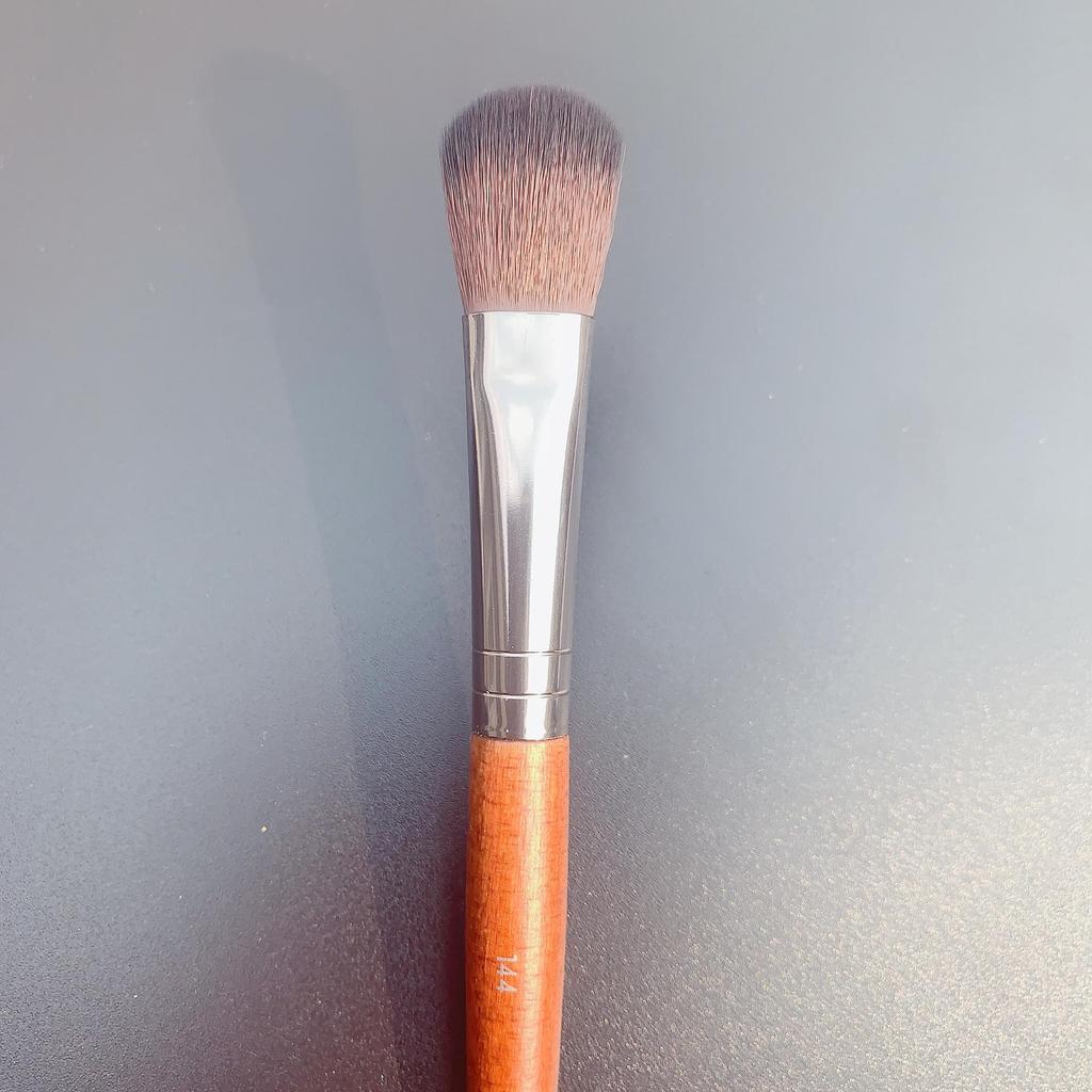 M Series Makeup Brush Set: Powder, Blush, Eyeshadow, Nose, Eyebrow, Blending, Contouring Brush.