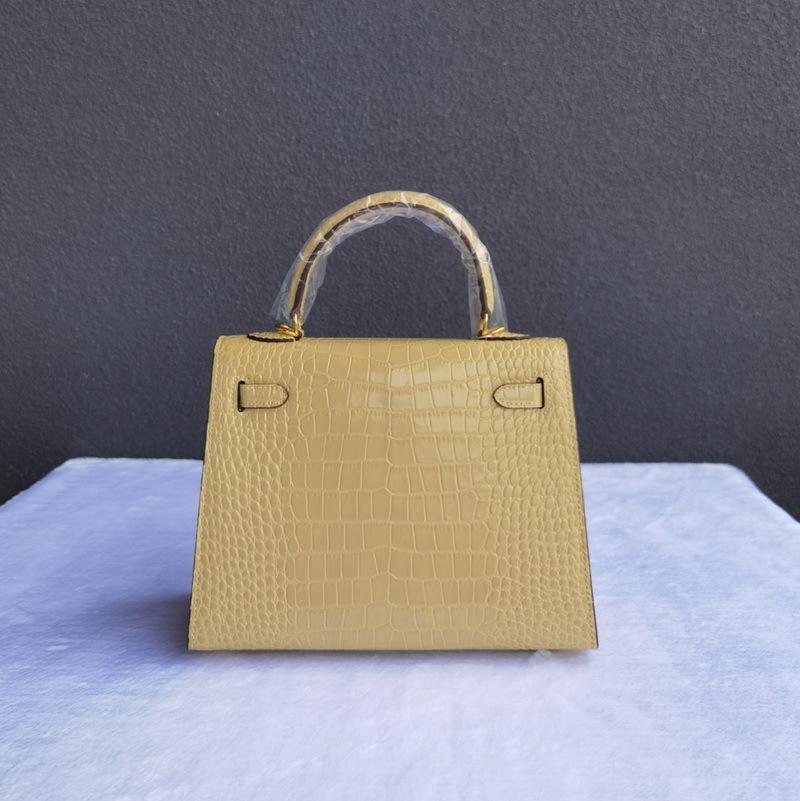 

2026 New Second-generation Crocodile Patterned Cowhide Mini Kaili Genuine Leather Fashionable Handbag Versatile Crossbody Bag Women s 22cm without padlock