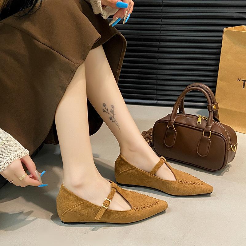Retro pointed Mary Jane shoes women's 2025 autumn versatile temperament explosion autumn new daily women's shoes single shoes
