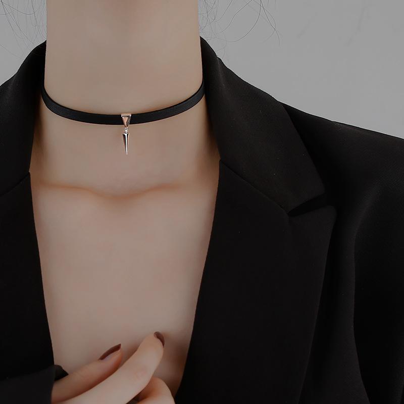Jewelry Black Collar Light Luxury Niche Simple Chain Personalized Jewelry