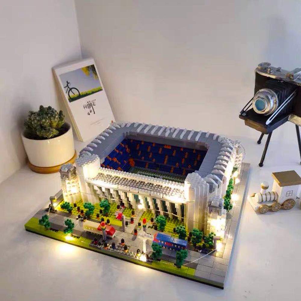 Parīzes futbola stadiona modelis Micro Mini
