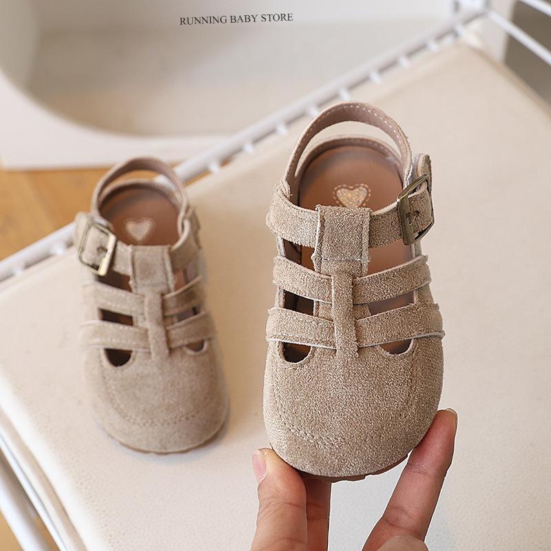 

Bright Hues Macaron Children Roman Shoes Suede Leather Coverd-Toe Kids Sandals for Girls Student Leisure Cut-outs Sandals I05282 21