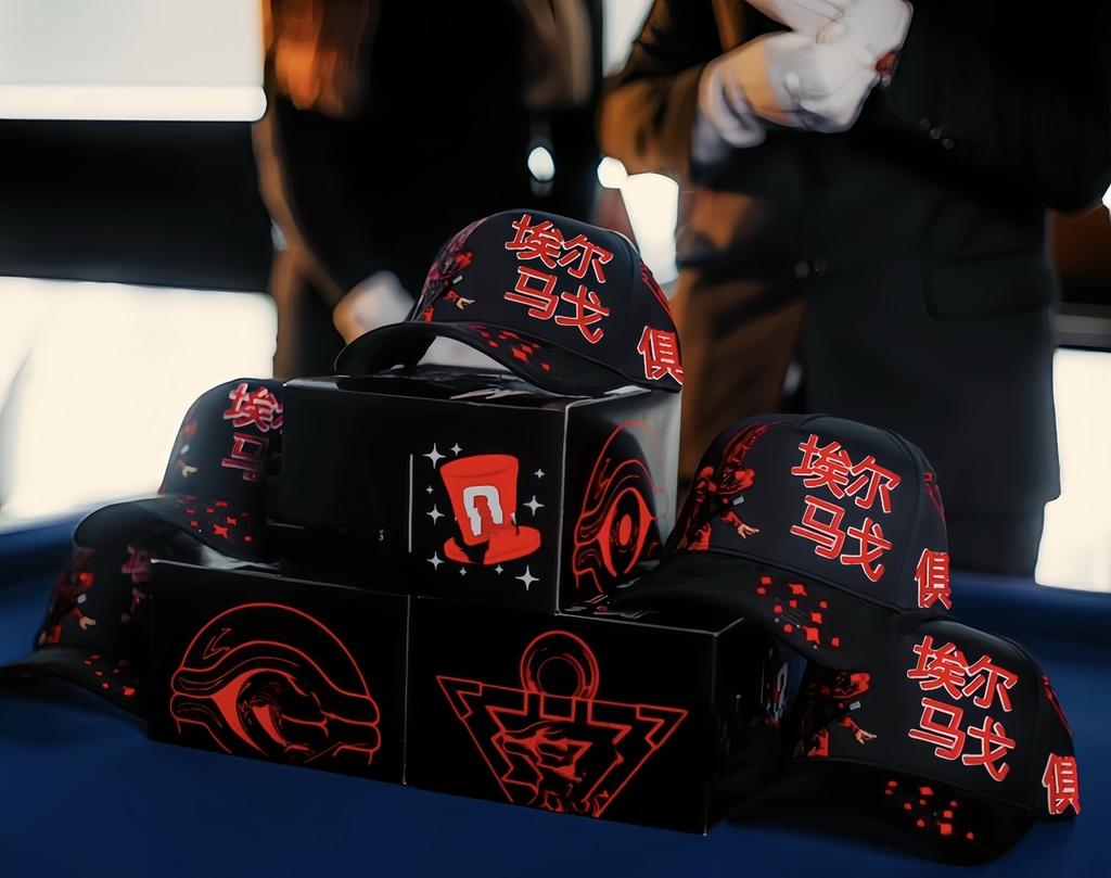 Hochwertige Dobby Argyle Muster 5-Panel Baseballkappe mit gewölbter Krone, schwarzem Wildleder-Schirm und Visier, Unisex Sportmütze