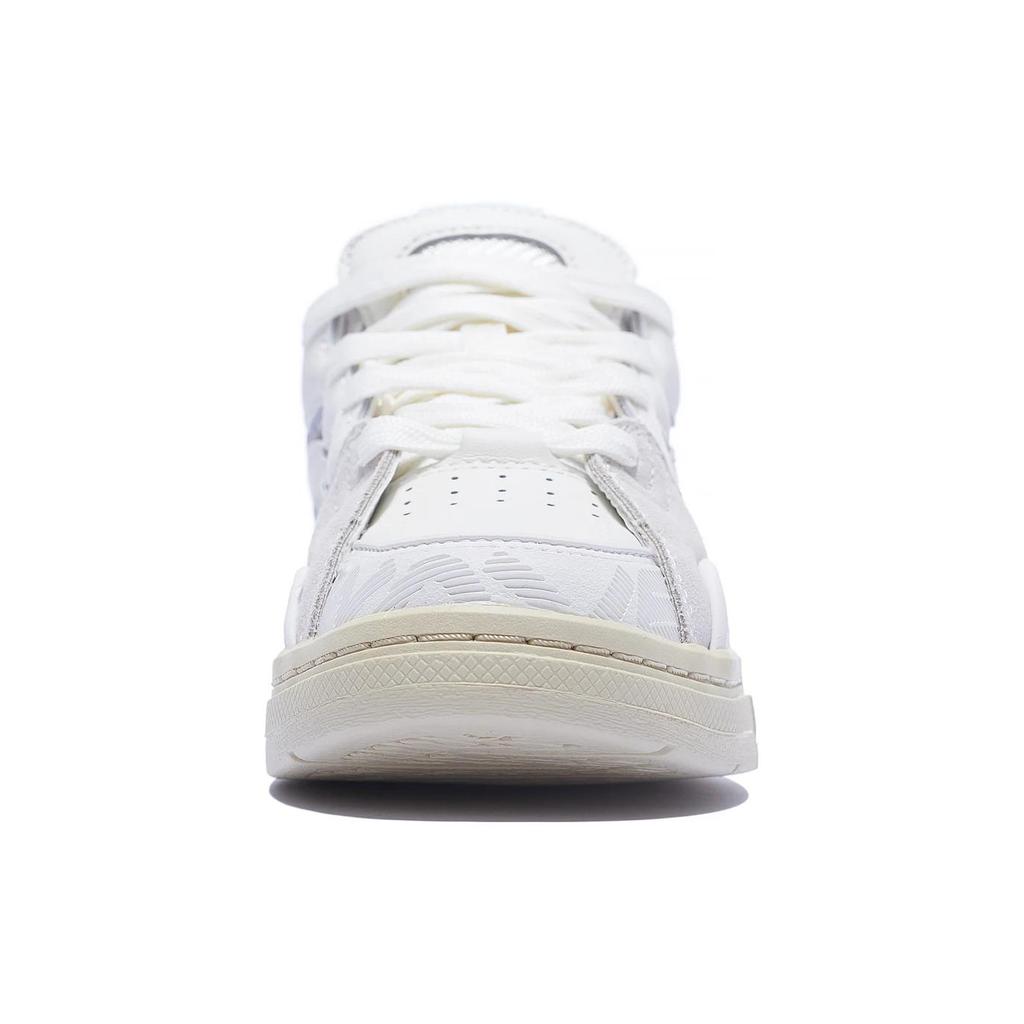 Li Ning Golden Textile, Leather Slip Resistant Abrasion Resistant Low top Skateboard Shoes Women's White AECS074-7