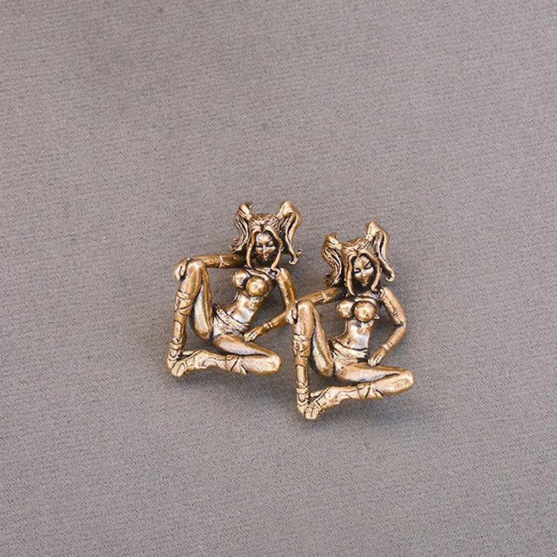 Figure di Ragazze Bellezza con Coda di Cavallo in Ottone Miniature Ornamenti da Scrivania Personaggi Metallici Retrò Modello Artigianato Decorazioni per la Casa Accessorio