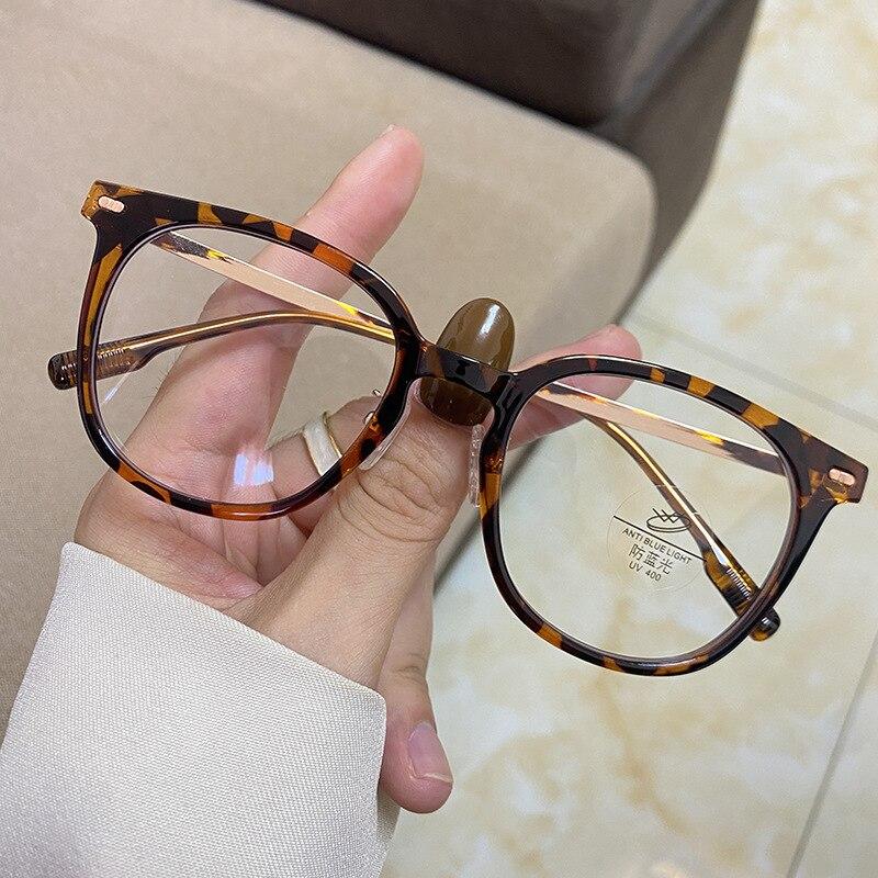 Ultralight Blue Blocking Glasses Girl Retro Green Frame Plain Glasses Blue Light Bezel Transparent Eyewear Glasses for Women