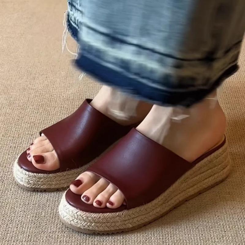 

Muffin thick-bottomed cool slippers women s summer wear 2025 new red versatile straw weaving heightened high slope heel one-word drag 40