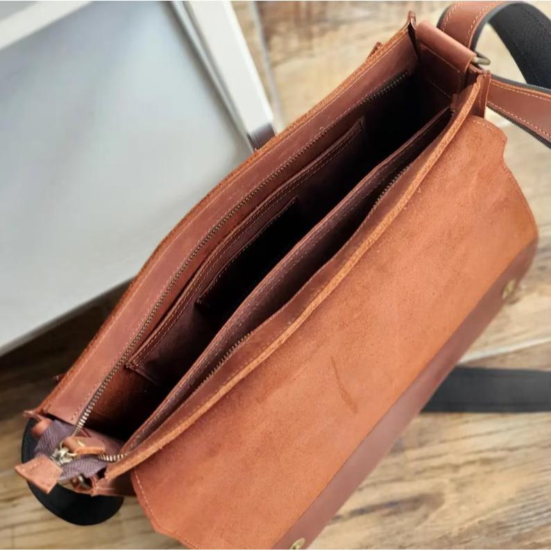 New Personalized Brown Leather Messenger Bag | Handcrafted Men’s Leather Bag | Elegant Business Laptop Case | Cozy Business Case | Leather Case