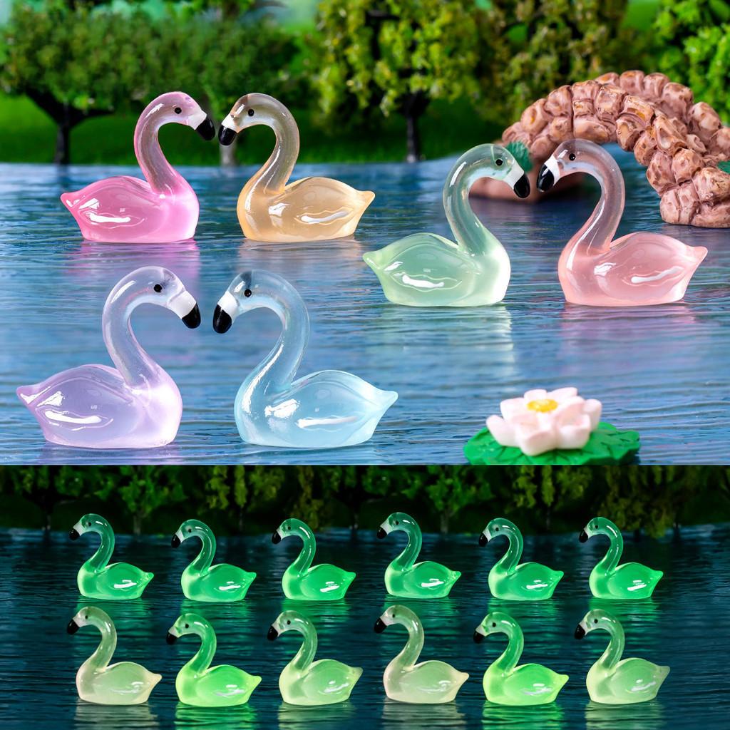 Charming Glow-in-the-dark Resin Flamingo Decor Adorable Miniature Aquarium Decoration