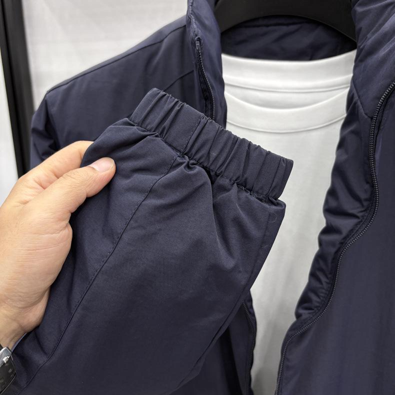 Men's Warm Velvet Jacket - Thick Stand Collar, Windproof, Solid Color Winter Coat for Middle-aged and Young Men.