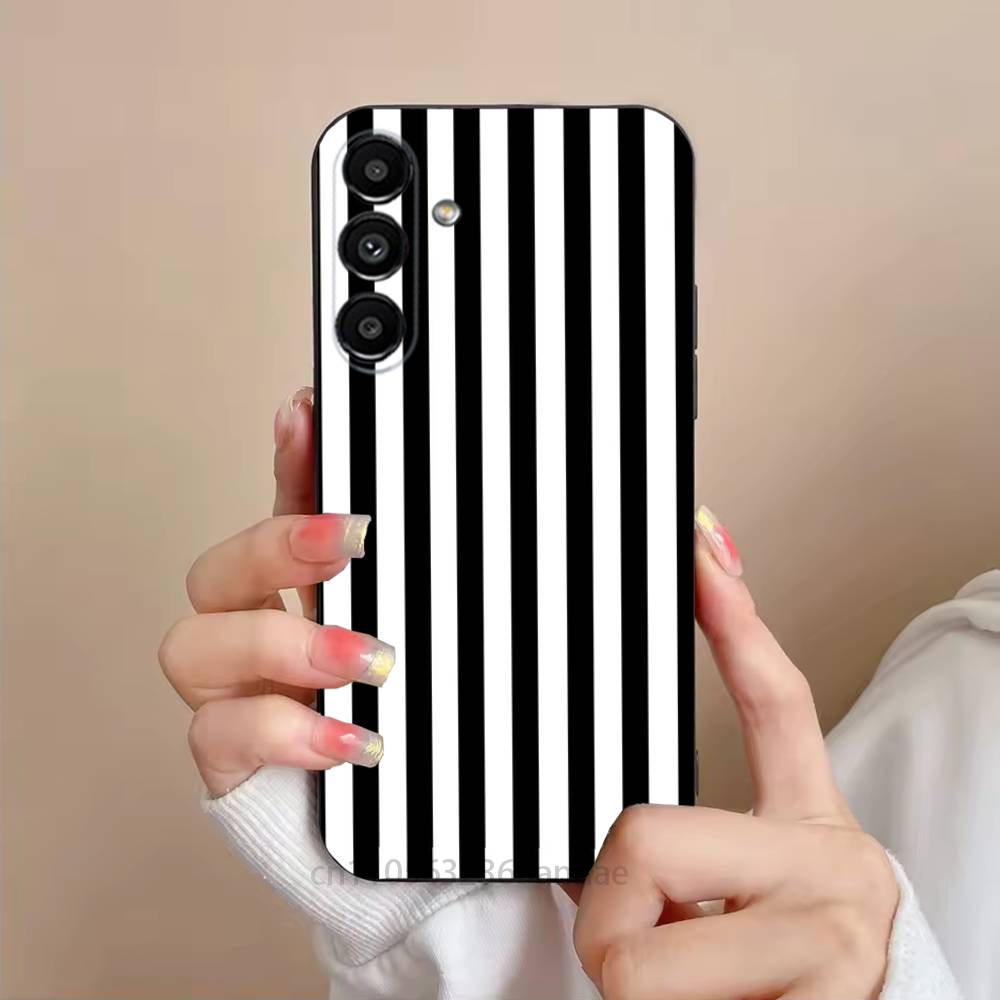 Colorful Striped Minimalist INS Couple Phone Case For Samsung S25,24,23,22,21,S20,Ultra,Plus,FE Black Soft Cover