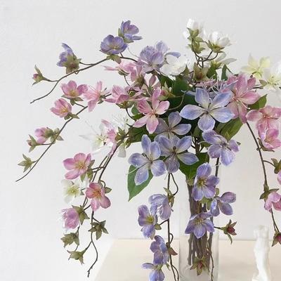 80cm 3D-Druck Jasminrebe Künstliche Blumen Wohnzimmer Hochzeit Heim Dekorative Blumen Wandbehang Fenster Kunstblumen