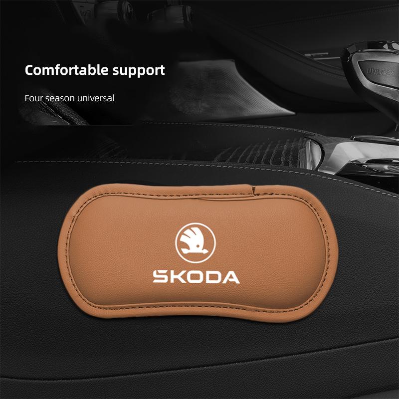 BTSN5 Podložka na opěrku ruky nohy kolena do interiéru auta Kožená měkká výplň Pro Skoda Kylaq Elroq Kodiaq Octavia Enyaq Kamiq Scala Rapid Superb Karoq