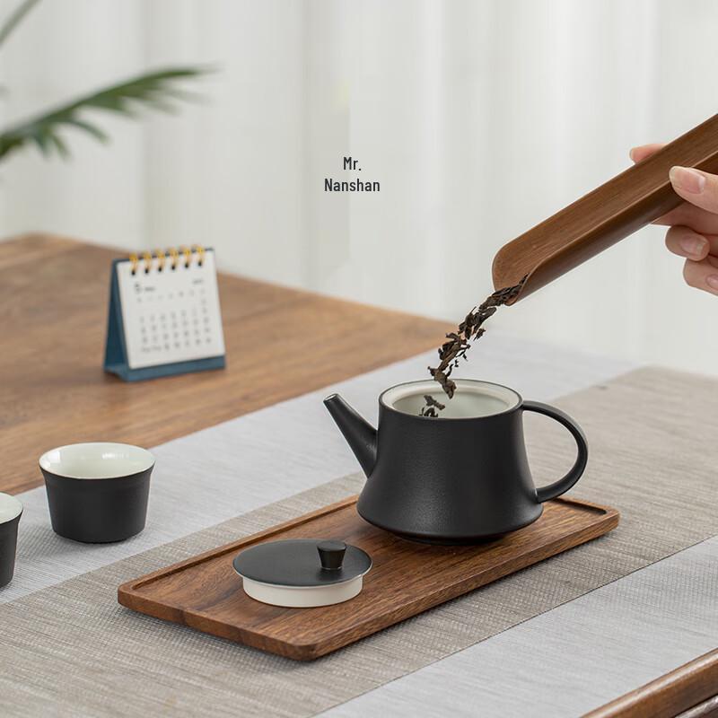 Nanshan Mister Ceramic Kung Fu Teapot