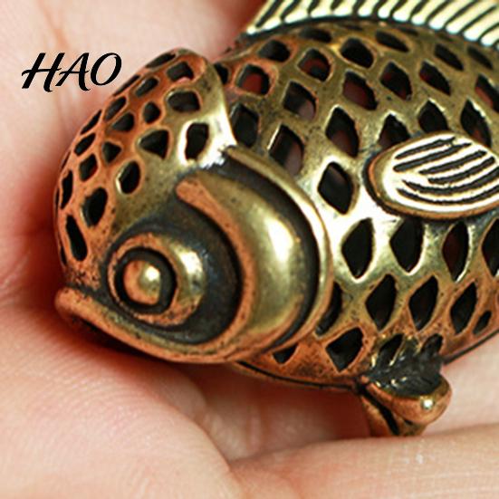 Brass Anti-fade Key Pendant Vividly Engraved Antique Hollow-carved Carp Keychain Ornament for Home Fish