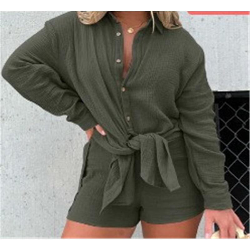 

European And American Style Ladies Wrinkled Long-sleeved Shirt, High-waisted Shorts, Casual Two-piece Suit, New Solid Color V-neck Vacation Suit L армія зелений колір