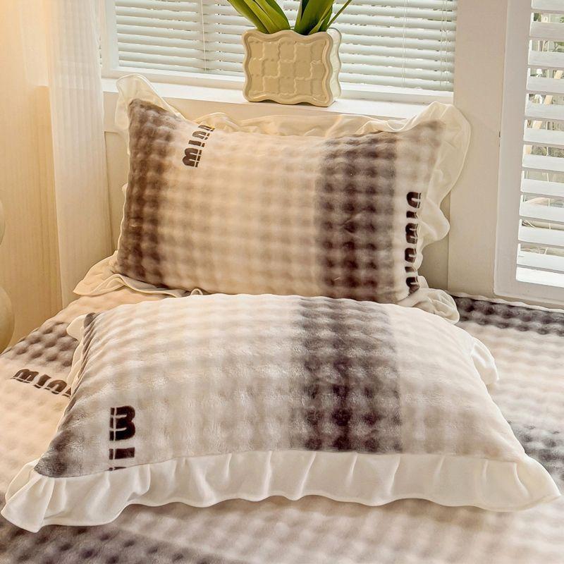 Bubble Milk Velvet Pillowcase Pair Set Lace Pillow Cover Thickened Warm Pillow Core Cover Pillow Skin with Velvet