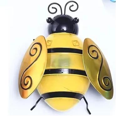 

1 Pcs Cute Bee Solar Lights Outdoor Lanterns Solar Ladybug LED Solar Garden Pathway Lights Powered Landscape Lights Outdoor жовтий