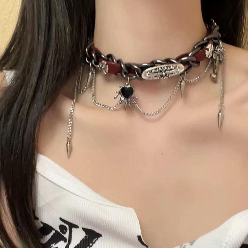 Winding Rivet Leather Collar Cropunk Metal Love Female Yk Subculture Niche Design Necklace