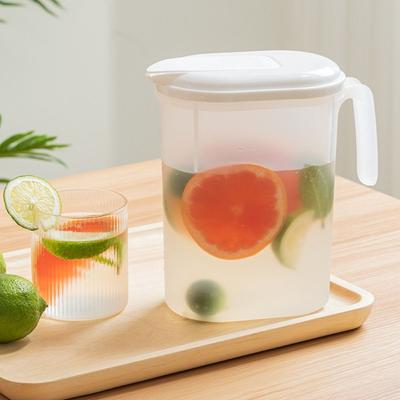 Bardak Takımı – Sürahiler ve karaflar