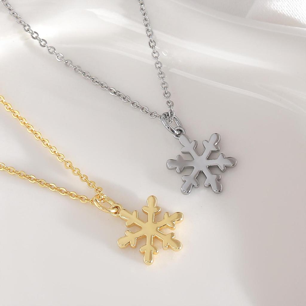 Elegante Schneeflocken-Anhänger-Halskette, vergoldet – Glatte & Glänzende Schlüsselbein-Kette