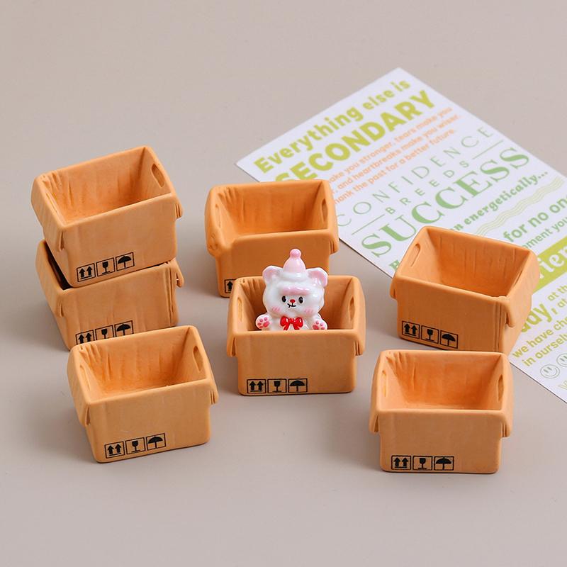 3 Stück Mini Karton Express Karton 1:12 Puppenhaus Miniatur Harz Box Deko Möbelbausätze Spielzeug Für Weihnachtsgeschenk