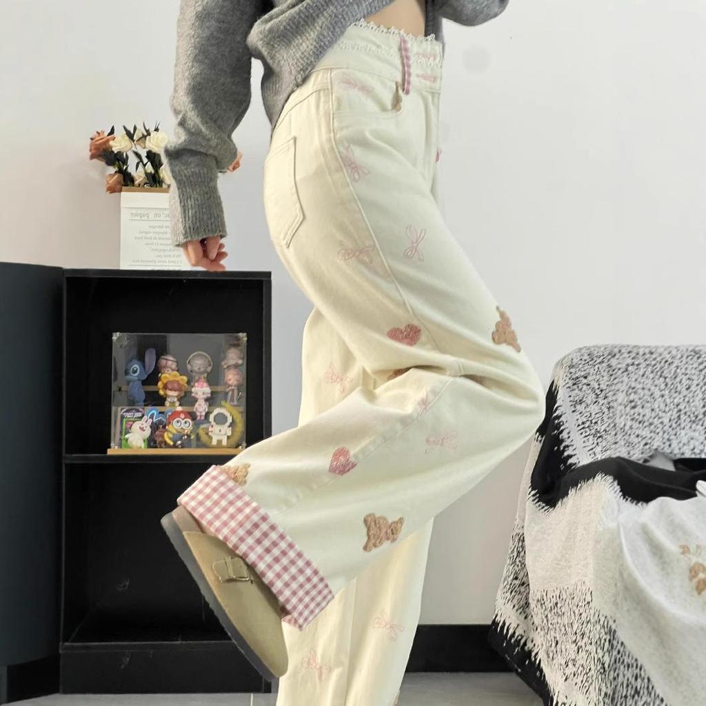 2025 Spring Little Bear Embroidered Pink Plaid Straight-Leg Jeans for Women - Slimming, Loose Fit