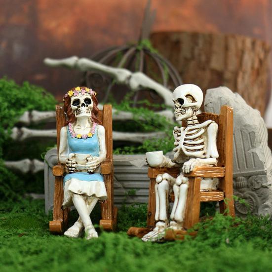 Skeleton Couple Figurine Resin Male And On Rocking Chair Statue Skeleton Ornament Skeleton for Halloween